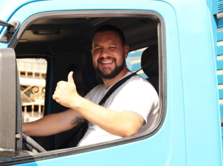 Crédito para comprar caminhão: linha de R$ 6 bilhões aquece o mercado — e MEI Caminhoneiro precisa estar com tudo certo para aprovar